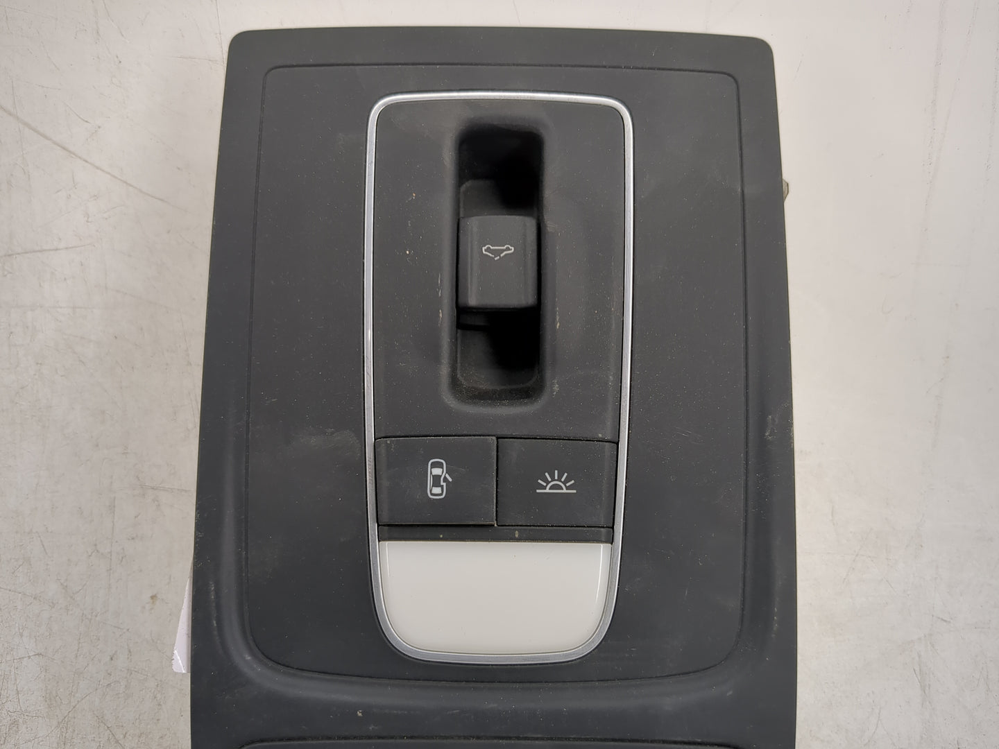 2017 Audi A3 Overhead Roof Console - Oemusedautoparts1.com