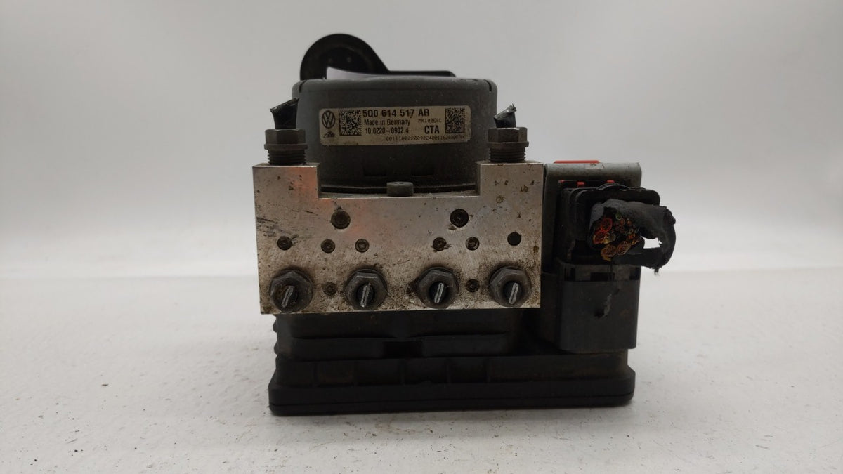 2017-2018 Audi A3 Anti-Lock Brake ABS Pump Module Actuator OEM P/N:5Q0614517AR 5Q0 614 517 AR Fits Fits 2017 2018 OEM Used A