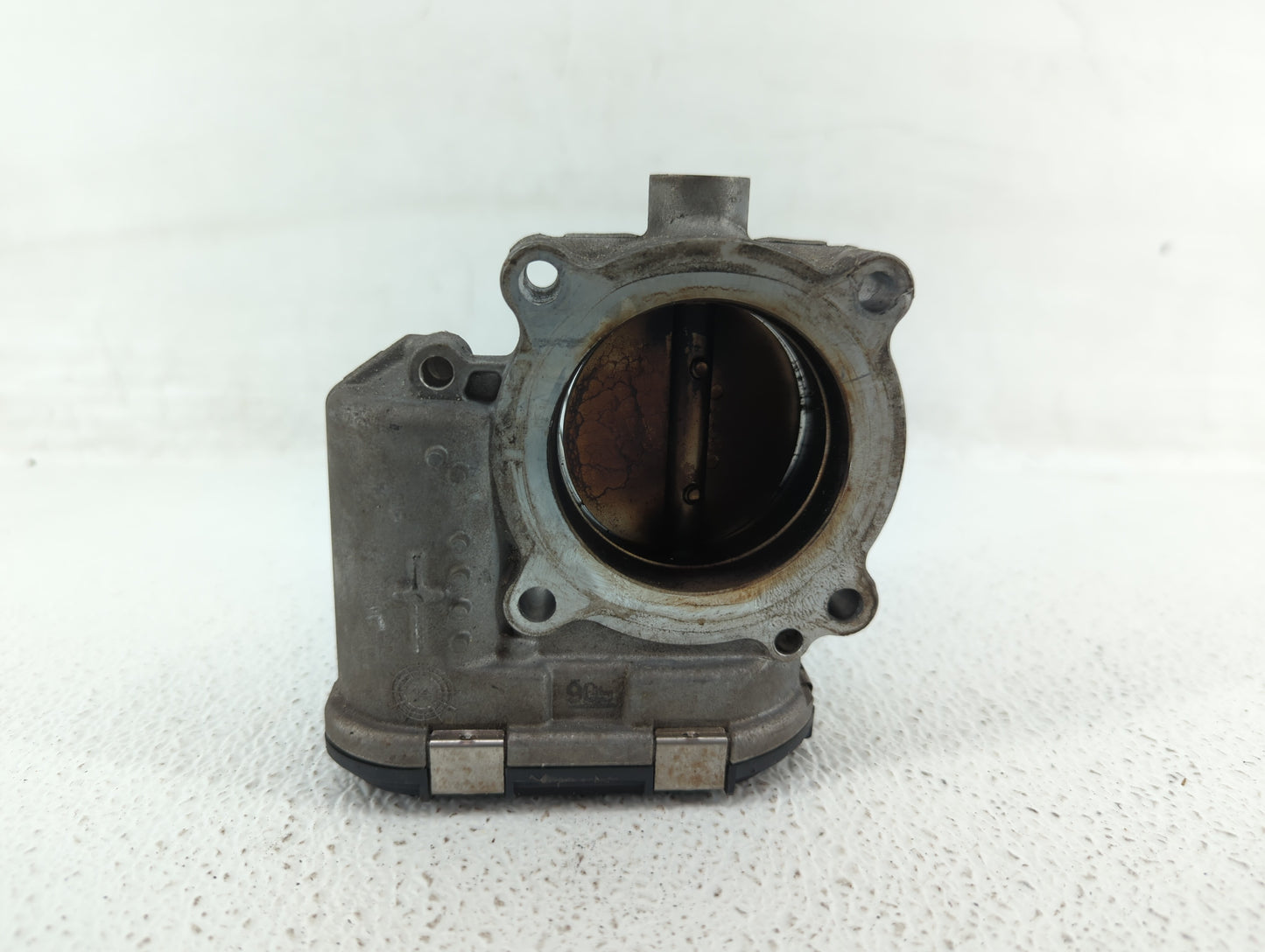2017-2018 Audi A3 Throttle Body P/N:06K 133 062 M 06K 133 062 J Fits Fits 2017 2018 2019 2020 2021 2022 OEM Used Auto Parts 