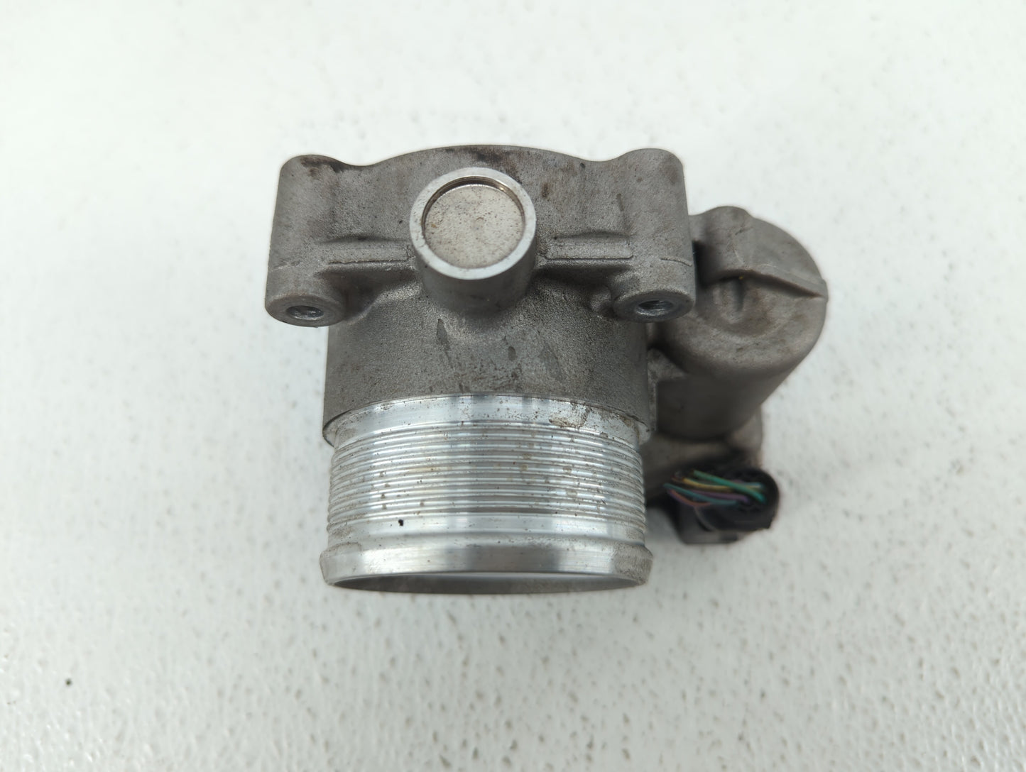 2017-2018 Audi A3 Throttle Body P/N:06K 133 062 M 06K 133 062 J Fits Fits 2017 2018 2019 2020 2021 2022 OEM Used Auto Parts 