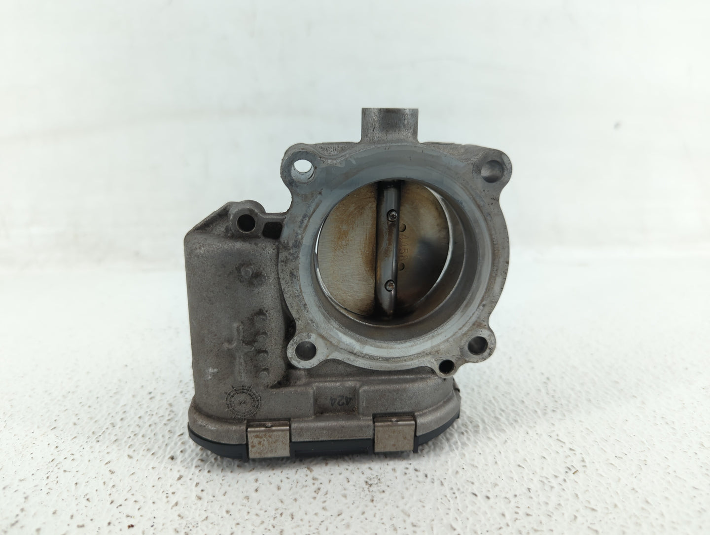 2017-2018 Audi A3 Throttle Body P/N:06K 133 062 M 06K 133 062 J Fits Fits 2017 2018 2019 2020 2021 2022 OEM Used Auto Parts 
