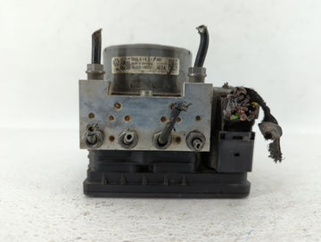 2017-2018 Audi A3 ABS Pump Control Module Replacement P/N:5Q0 614 517 AR Fits Fits 2017 2018 OEM Used Auto Parts - Oemusedau