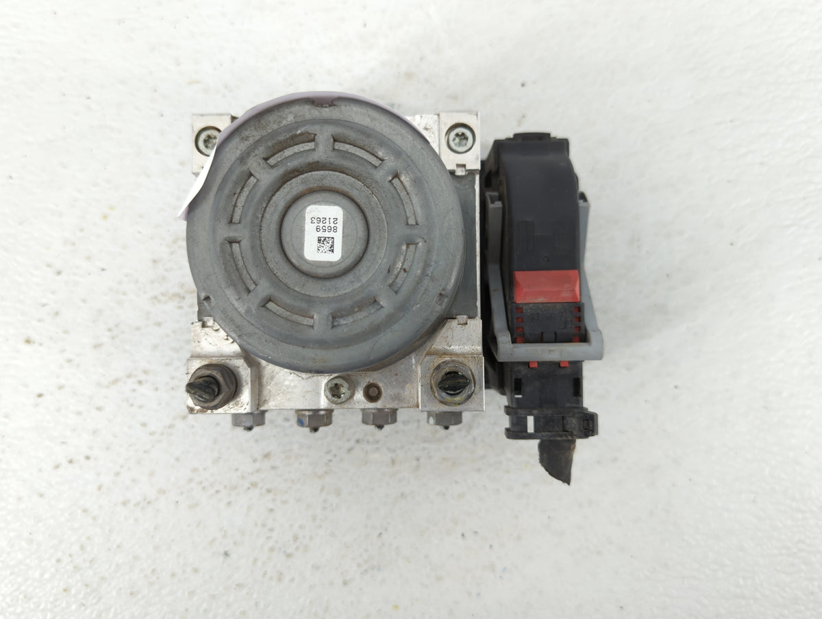2017-2018 Audi A3 Anti-Lock Brake ABS Pump Module Actuator OEM P/N:5Q0 614 517 CH 5Q0 614 517 AR Fits Fits 2017 2018 OEM Use
