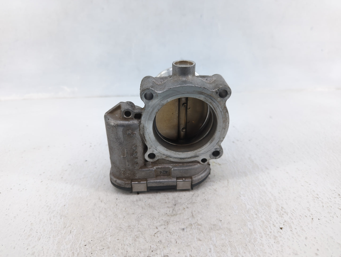 2017-2018 Audi A3 Throttle Body P/N:06K 133 062 M Fits Fits 2017 2018 2019 2020 2021 2022 OEM Used Auto Parts - Oemusedautop