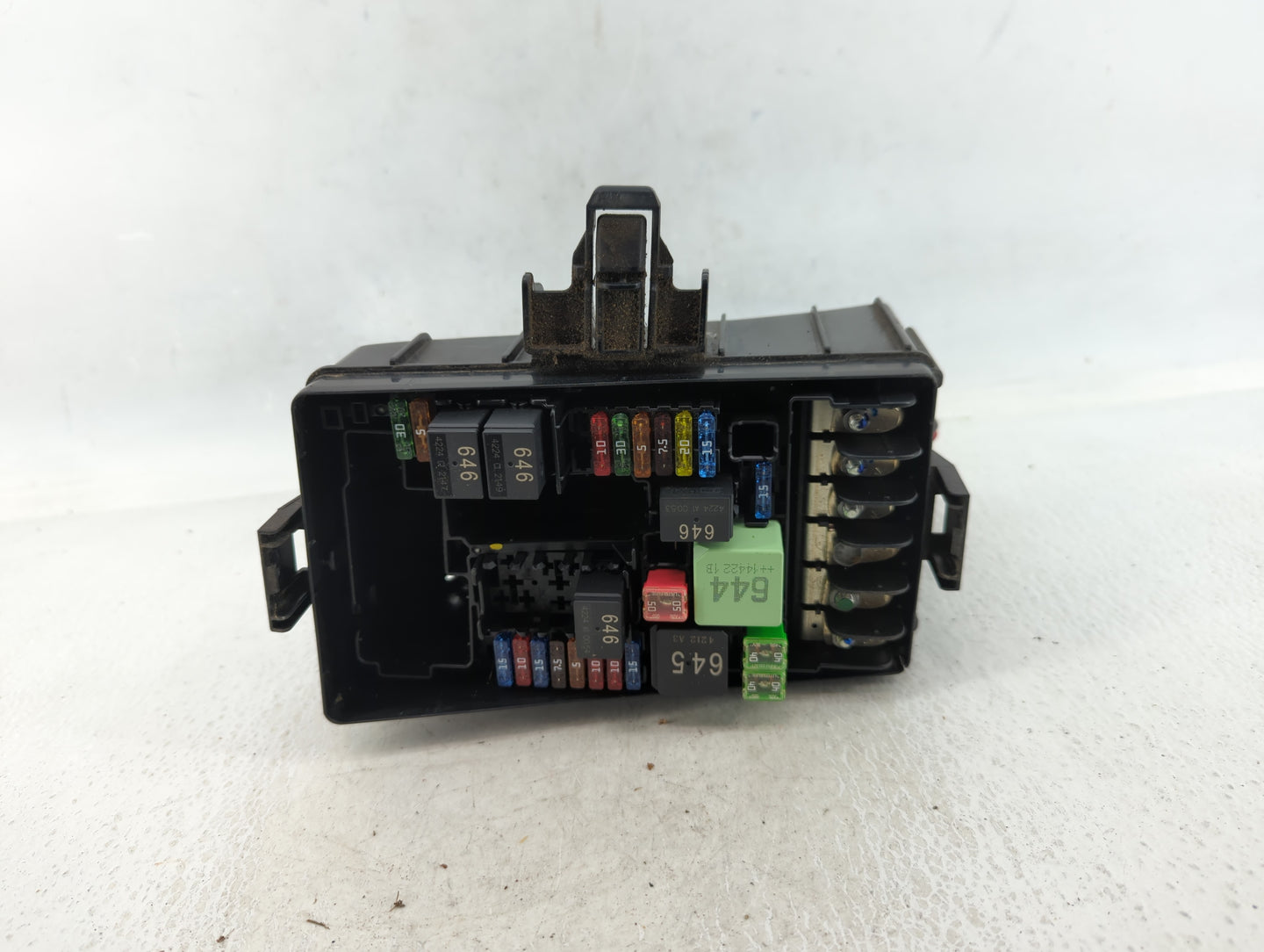2015-2018 Audi A3 Fusebox Fuse Box Panel Relay Module P/N:5Q0 907 361 C Fits Fits 2015 2016 2017 2018 2019 2020 2021 OEM Use