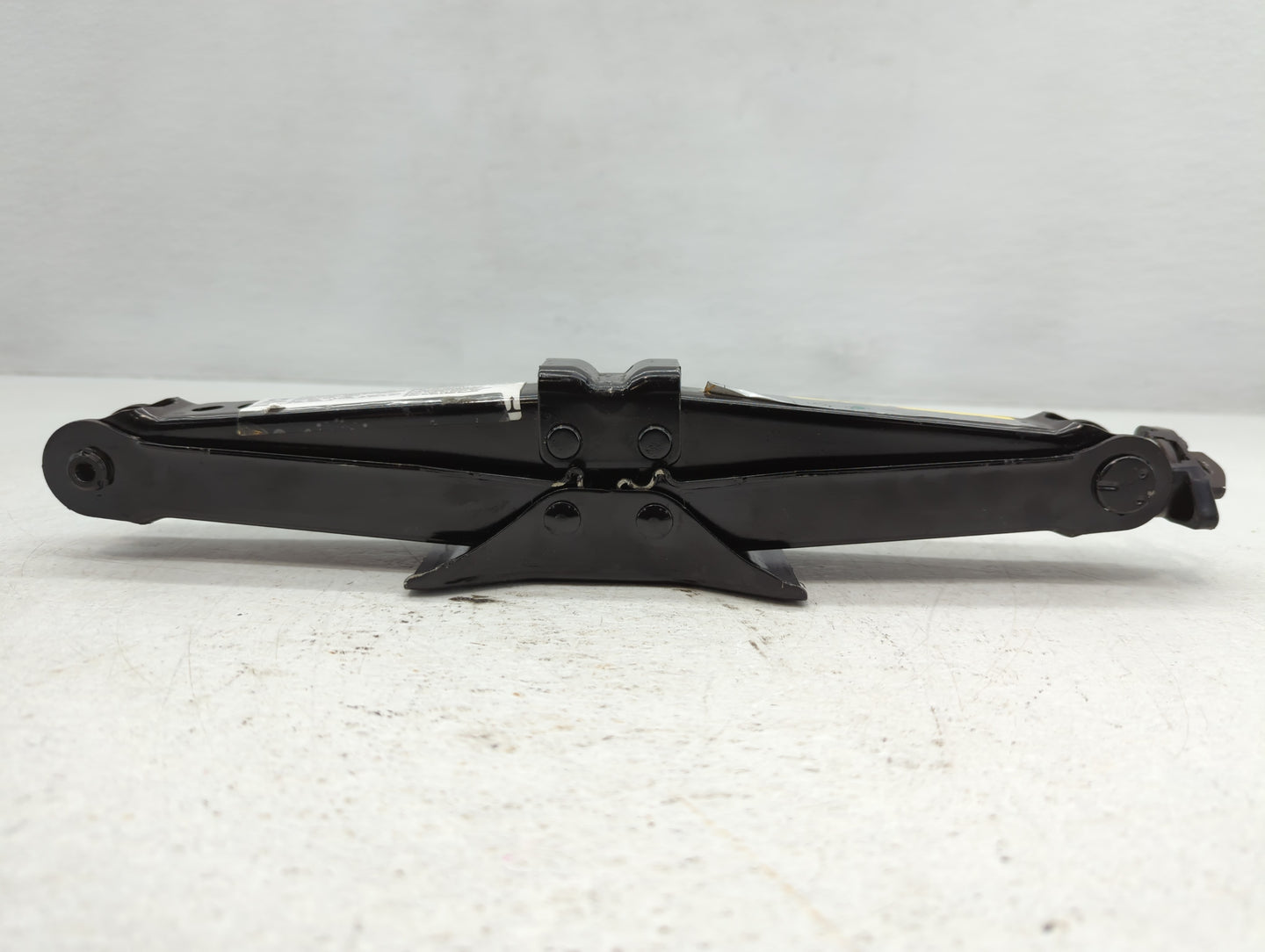 2017 Audi A3 Spare Scissor Car Jack - Oemusedautoparts1.com