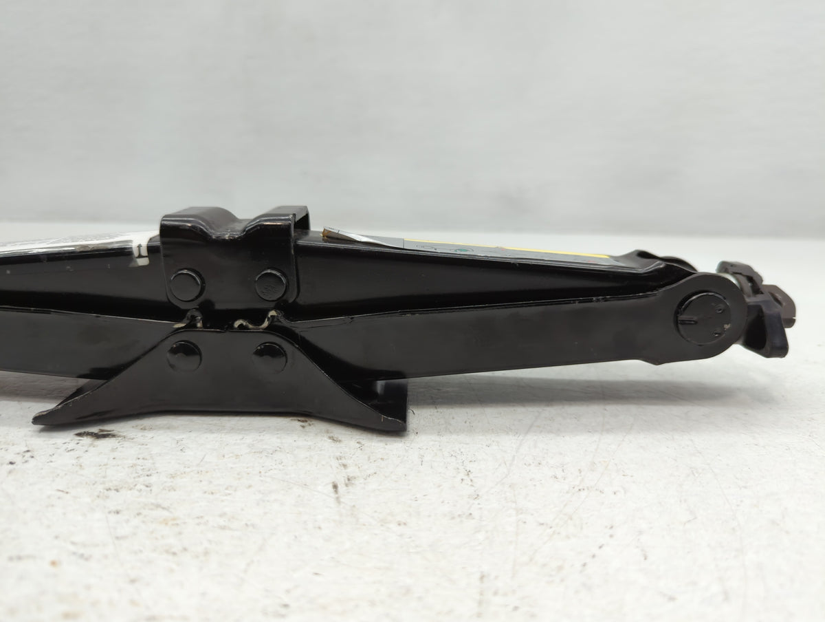 2017 Audi A3 Spare Scissor Car Jack - Oemusedautoparts1.com