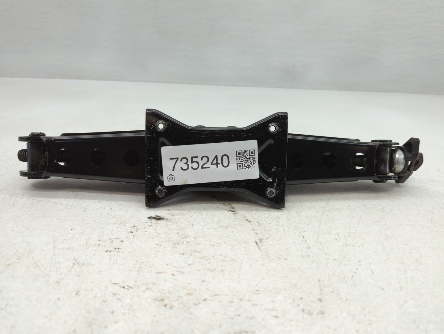 2017 Audi A3 Spare Scissor Car Jack - Oemusedautoparts1.com