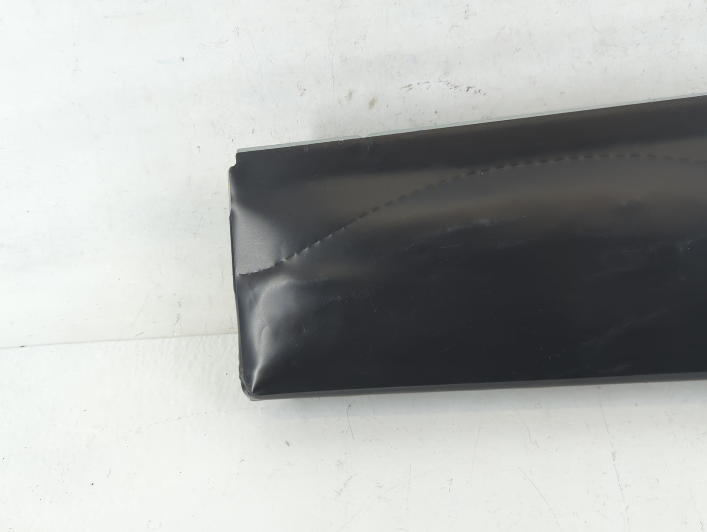 2017-2018 Audi A3 Air Bag Driver Left Knee OEM P/N:T 8V1 841 Fits Fits 2017 2018 OEM Used Auto Parts - Oemusedautoparts1.com