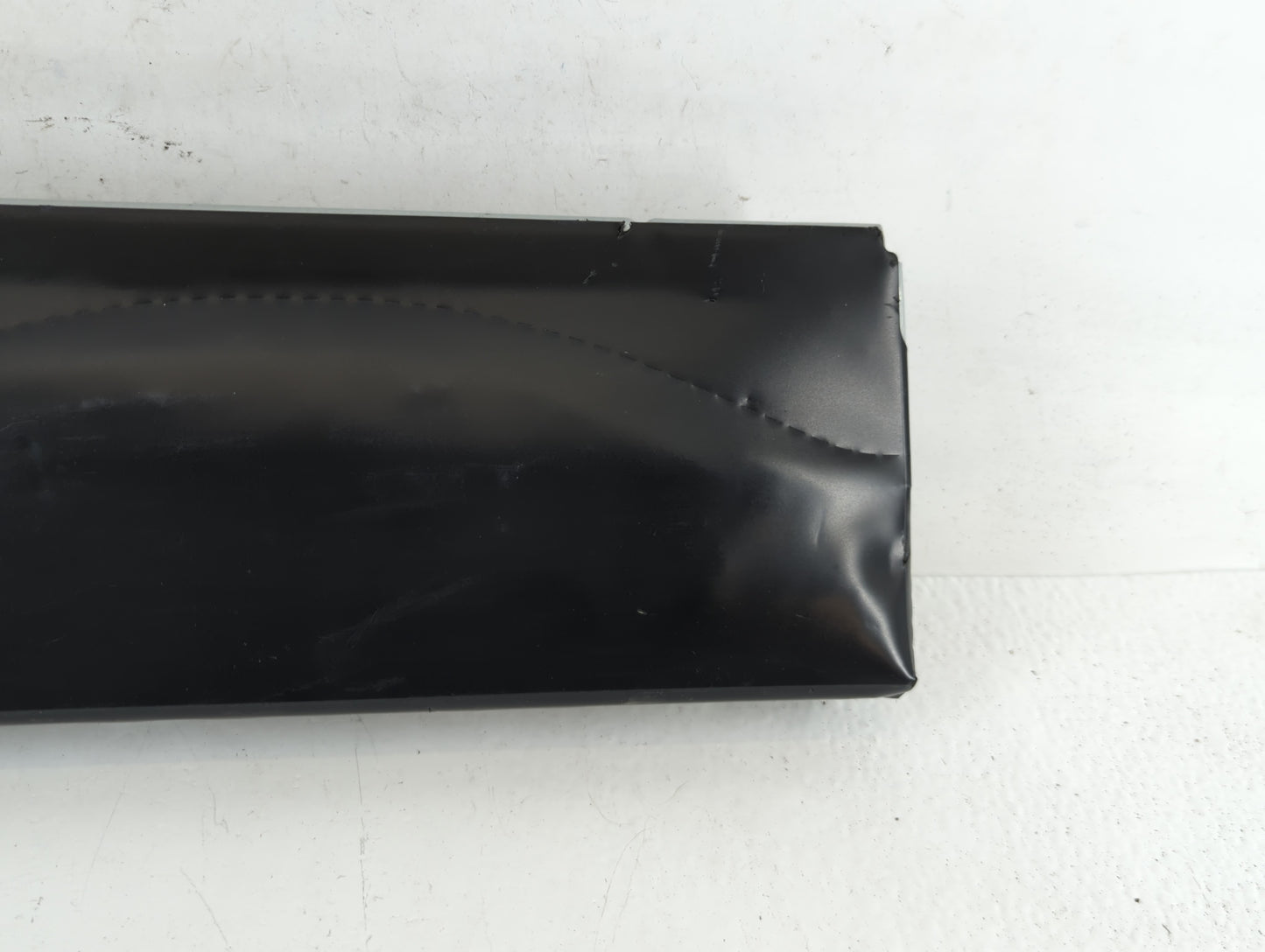 2017-2018 Audi A3 Air Bag Driver Left Knee OEM P/N:T 8V1 841 Fits Fits 2017 2018 OEM Used Auto Parts - Oemusedautoparts1.com