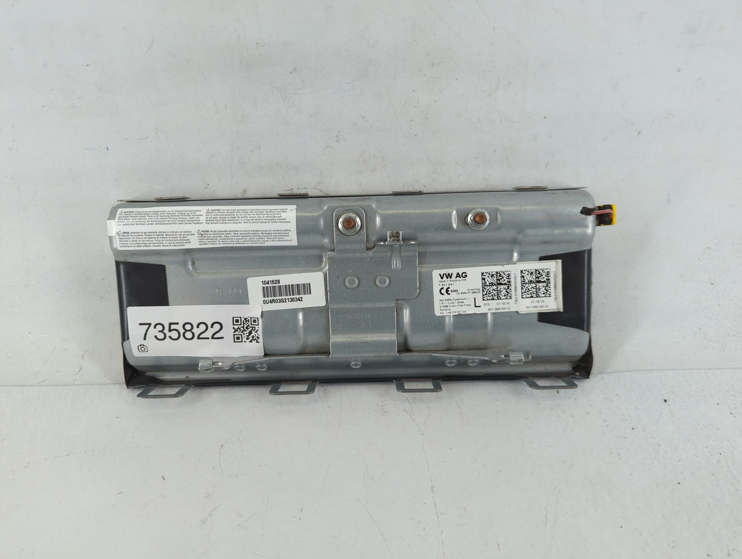 2017-2018 Audi A3 Air Bag Driver Left Knee OEM P/N:T 8V1 841 Fits Fits 2017 2018 OEM Used Auto Parts - Oemusedautoparts1.com