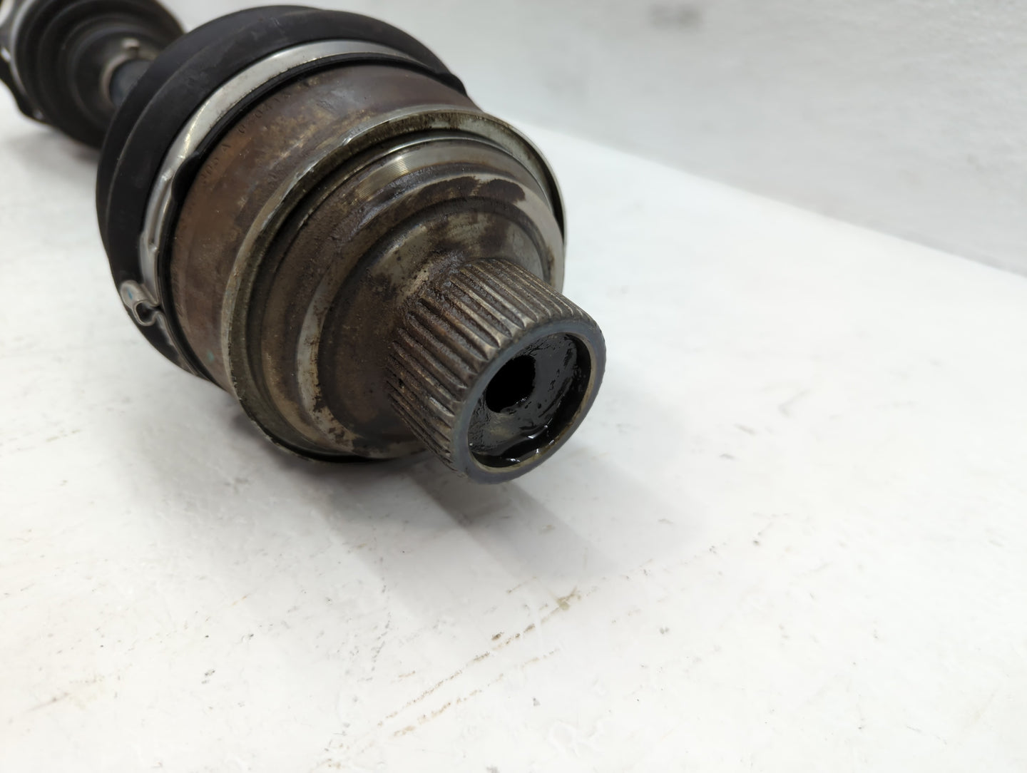 2017-2021 Audi A4 Axle Shaft Front Passenger Cv C/v - Oemusedautoparts1.com