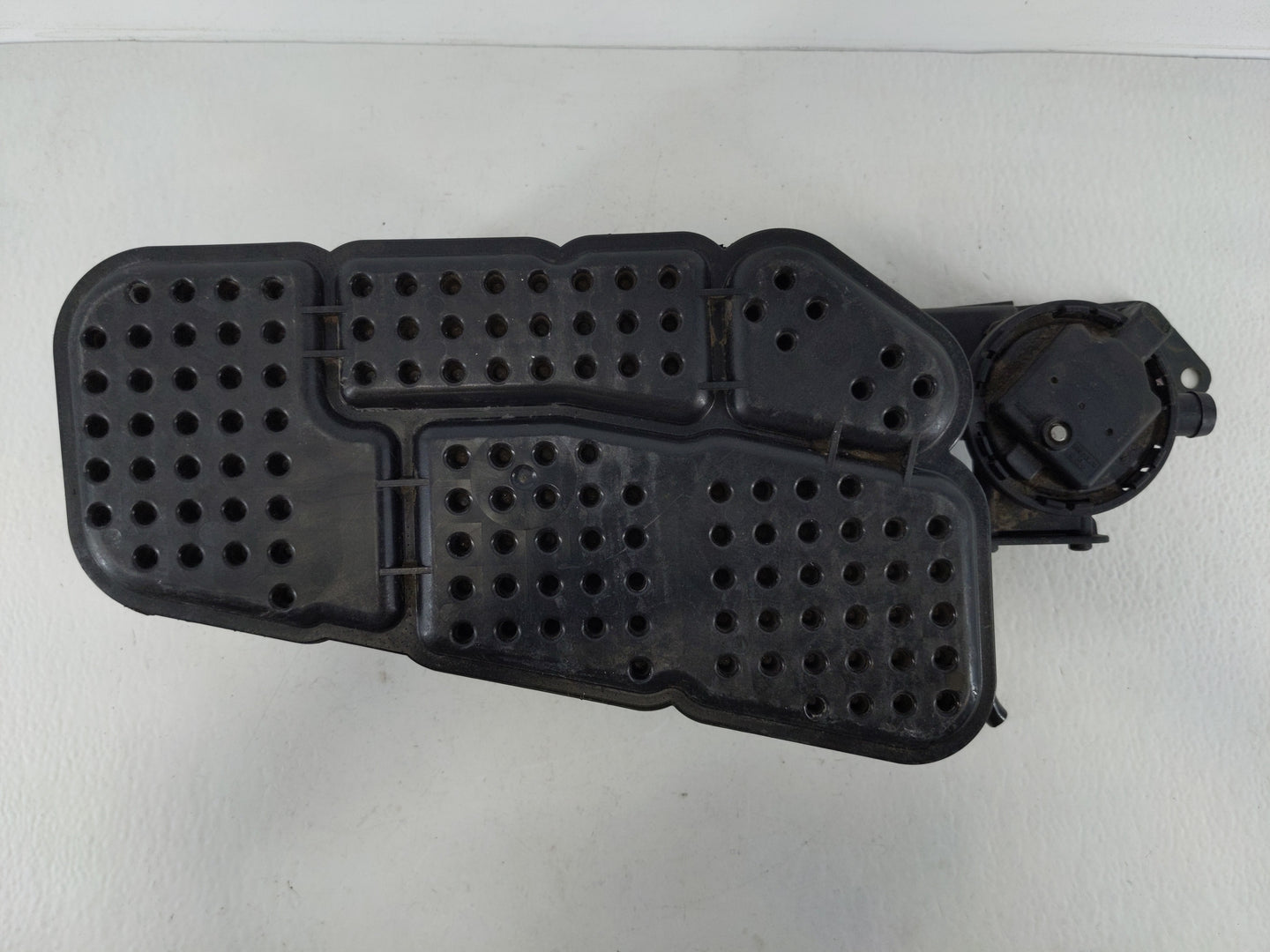 2017 Audi A4 Fuel Vapor Charcoal Canister - Oemusedautoparts1.com