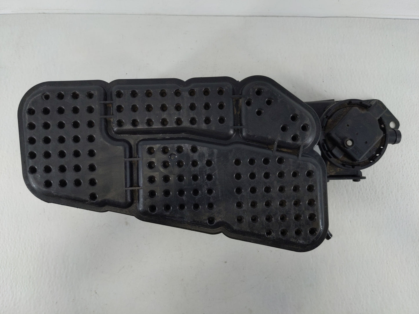 2017 Audi A4 Fuel Vapor Charcoal Canister - Oemusedautoparts1.com