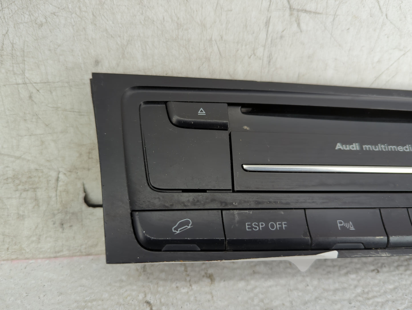 2017-2019 Audi A4 Radio AM FM Cd Player Receiver Replacement P/N:211 563 000 8R1 953 673, 075102069 Fits Fits 2017 2018 2019