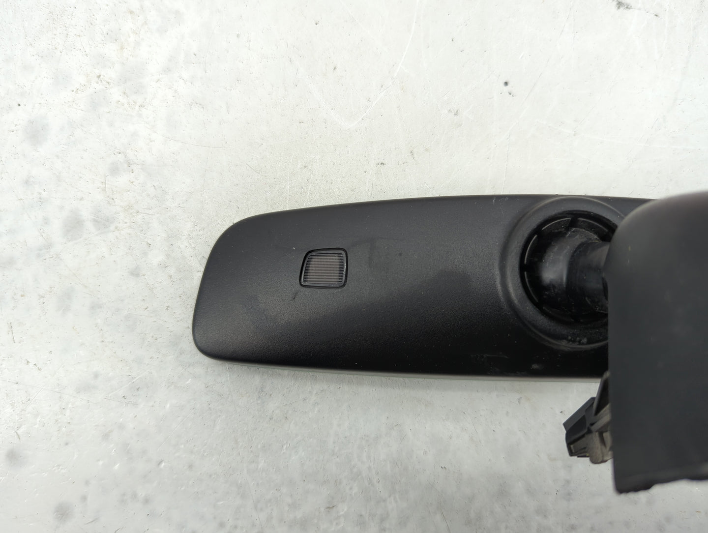 2017-2019 Audi A4 Interior Rear View Mirror Replacement OEM P/N:E11048406 Fits Fits 2017 2018 2019 OEM Used Auto Parts - Oem