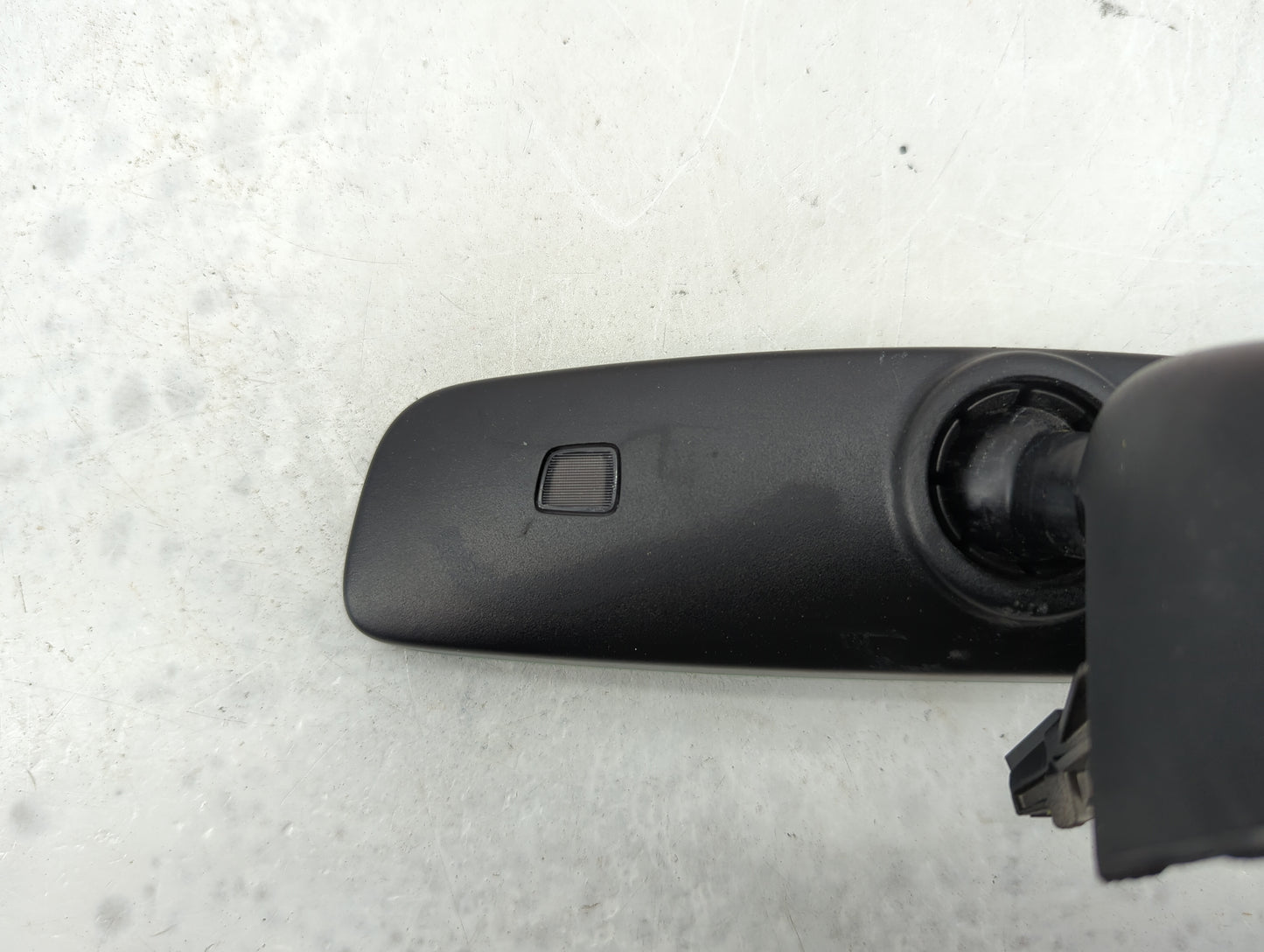 2017-2019 Audi A4 Interior Rear View Mirror Replacement OEM P/N:E11048406 Fits Fits 2017 2018 2019 OEM Used Auto Parts - Oem