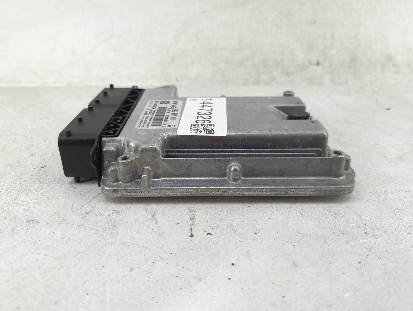 2017-2019 Audi A4 PCM Engine Control Computer ECU ECM PCU OEM P/N:06L907309 0261S15156 Fits Fits 2017 2018 2019 OEM Used Aut