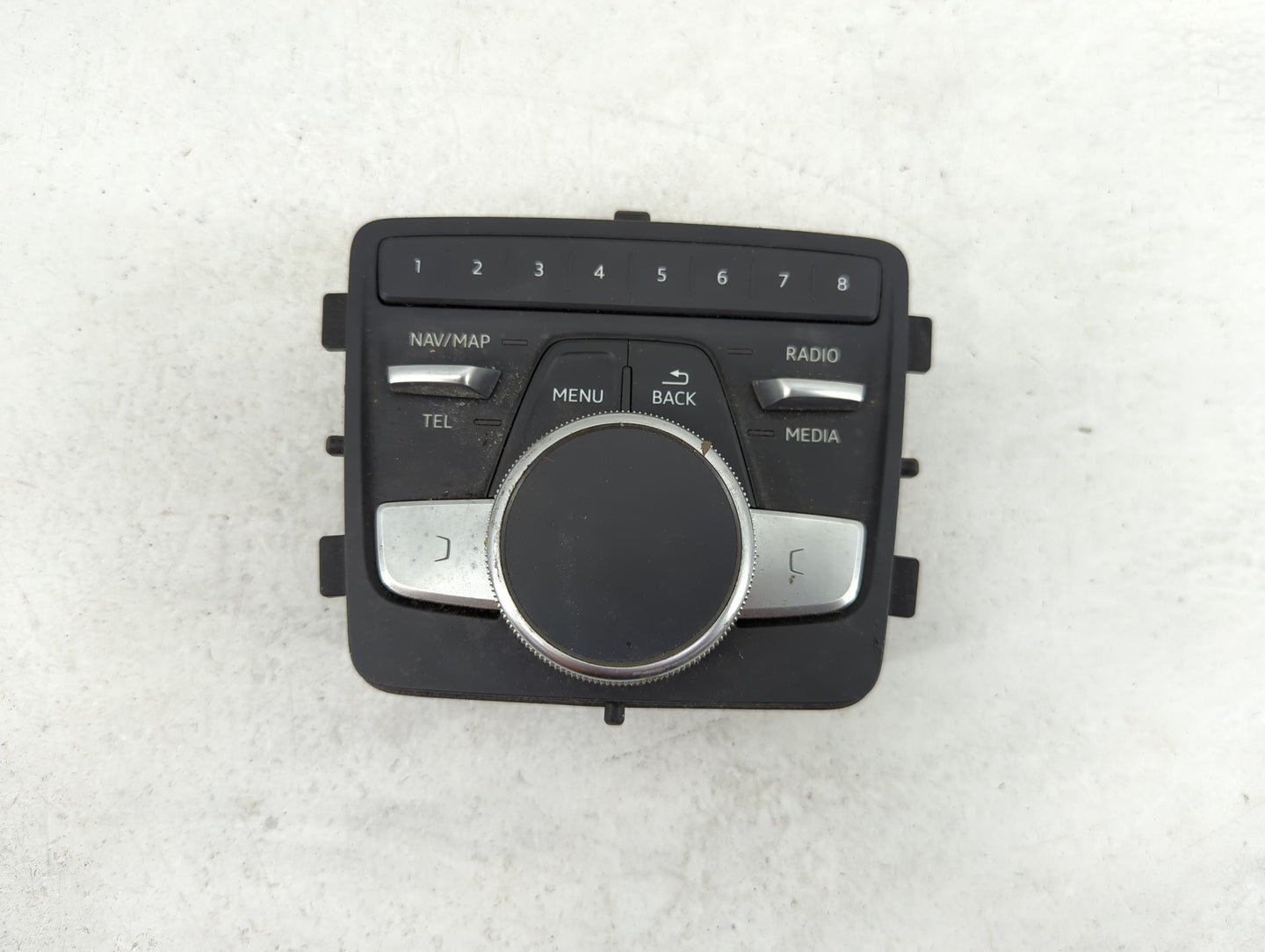 2017-2019 Audi A4 Radio AM FM Cd Player Receiver Replacement P/N:8W0919614T 8W0.919.614.T Fits Fits 2017 2018 2019 OEM Used 