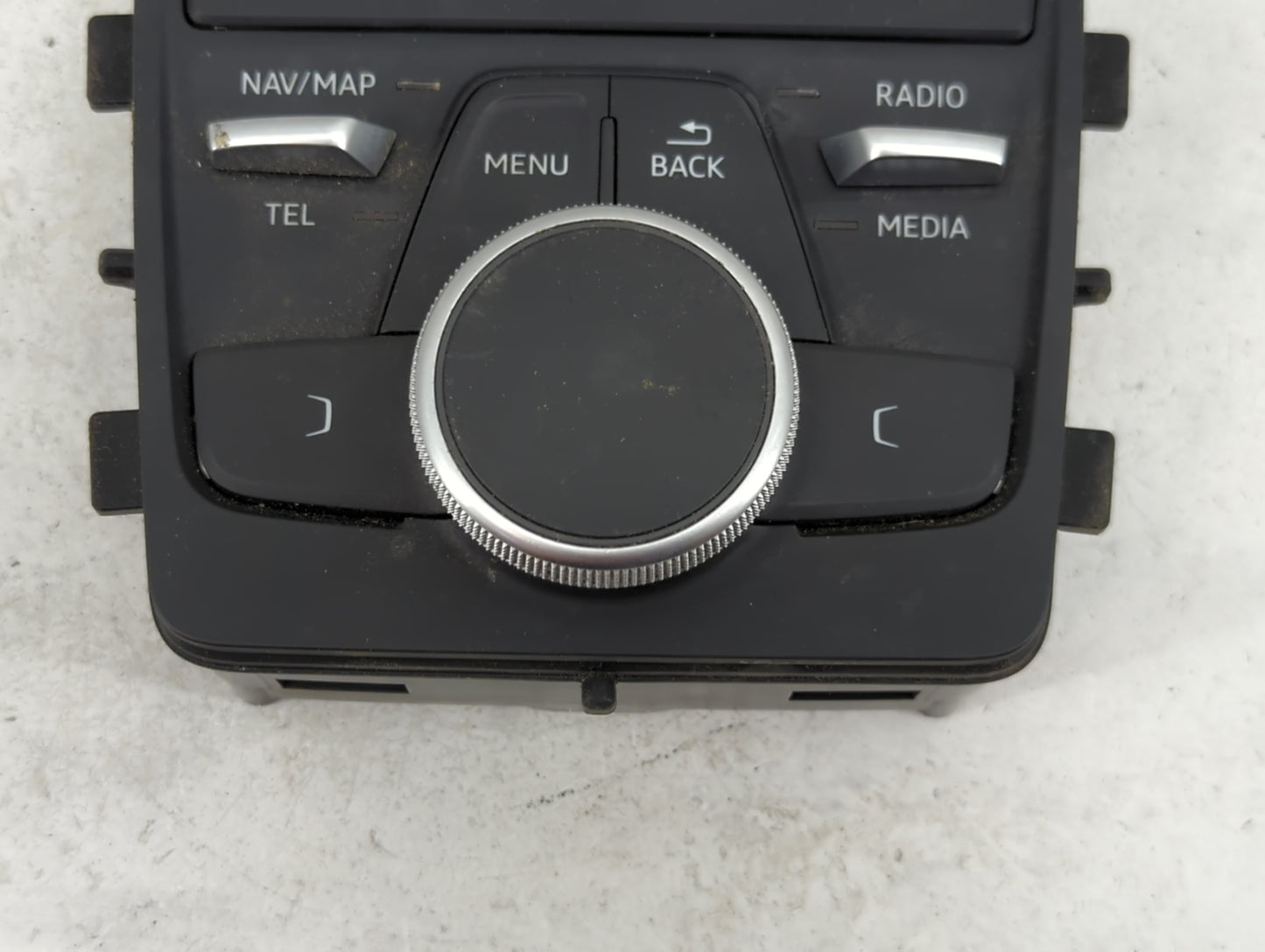 2017-2019 Audi A4 Radio AM FM Cd Player Receiver Replacement P/N:8W0919614N 8W0.919.614.N Fits Fits 2017 2018 2019 OEM Used 