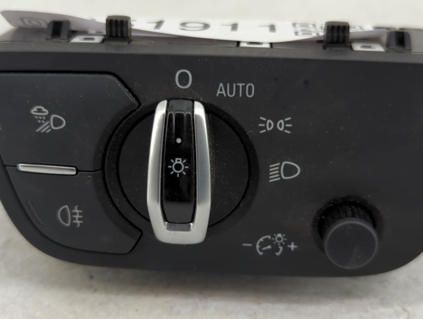 2017 Audi A4 Headlight Head Light Switch Lamp Control - Oemusedautoparts1.com