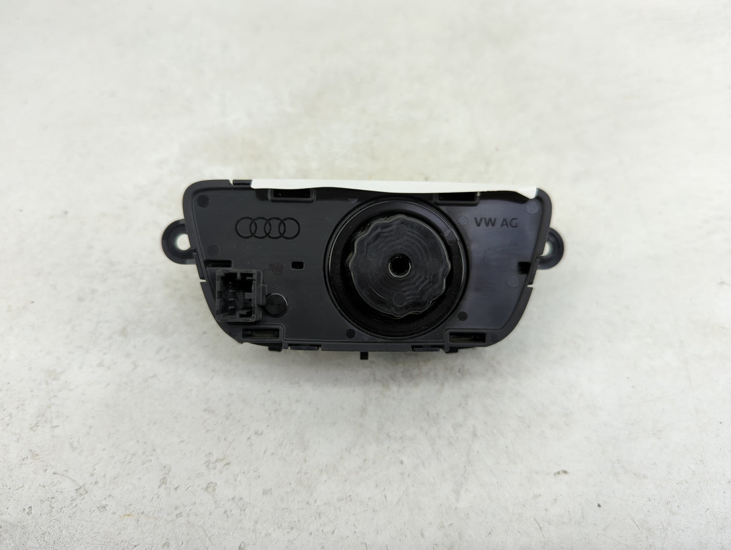 2017 Audi A4 Headlight Head Light Switch Lamp Control - Oemusedautoparts1.com