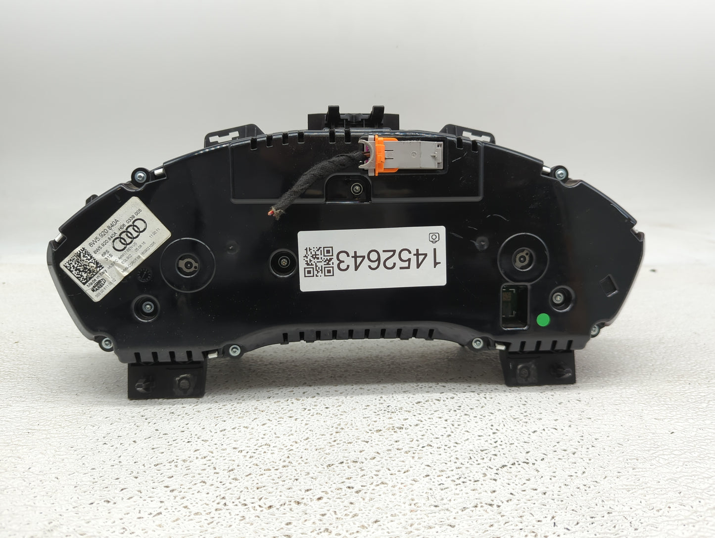 2017-2019 Audi A4 Instrument Cluster Speedometer Gauges P/N:8W5920840A Miles:121K Fits Fits 2017 2018 2019 OEM Used Auto Par