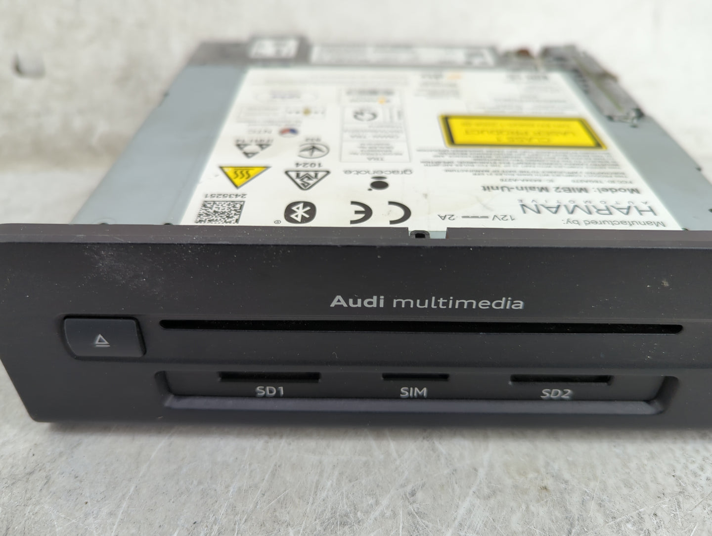 2017 Audi A4 Radio AM FM Cd Player Receiver Replacement P/N:8W0035880A 8W0035880, 6434A-A276, TBGA276 Fits OEM Used Auto Par