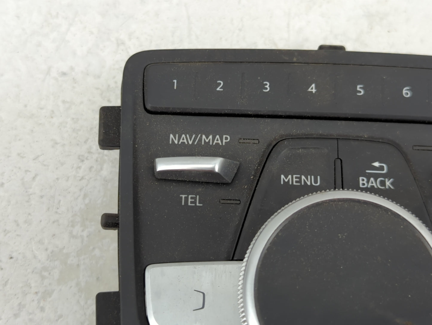 2017-2019 Audi A4 Radio AM FM Cd Player Receiver Replacement P/N:15S 0206 8W0 919 614 T Fits Fits 2017 2018 2019 OEM Used Au