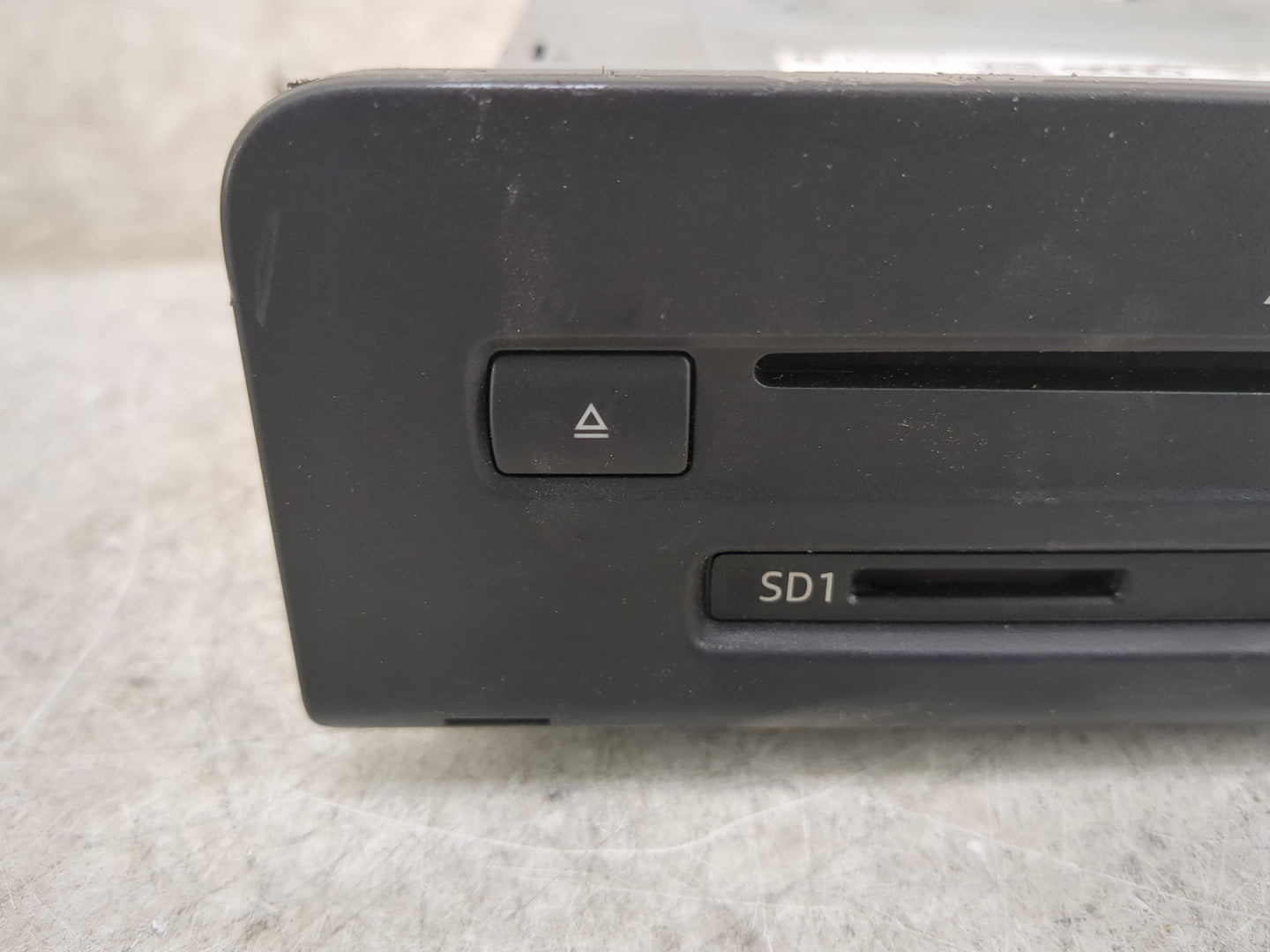 2017 Audi A4 Radio AM FM Cd Player Receiver Replacement P/N:8W0 035 664 A 8W0035652G, 8W0035652A, 28605901, XPYELLAW133 Fits