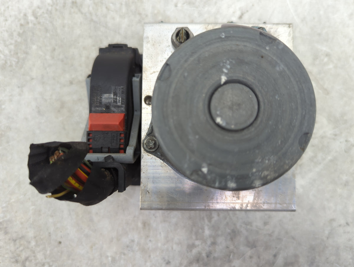 2017-2019 Audi A4 Anti-Lock Brake ABS Pump Module Actuator OEM P/N:8W0614517K 0265256306, 0265243774 Fits Fits 2017 2018 201