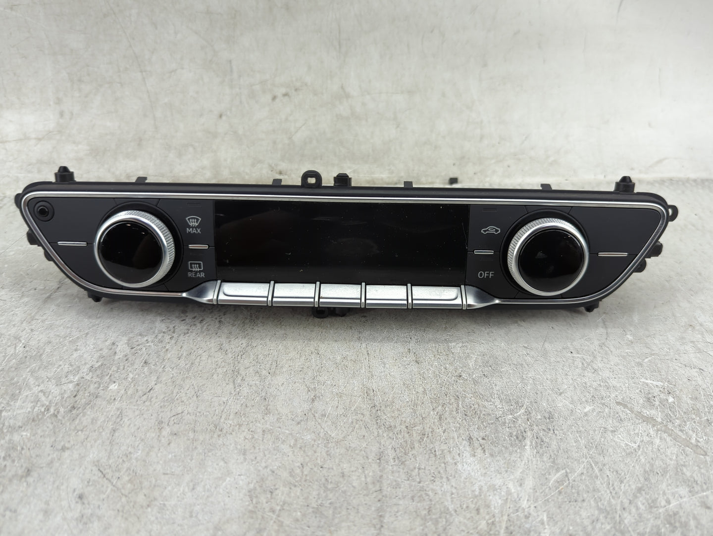 2017-2019 Audi A4 Climate Control Module Temperature AC/Heater Replacement P/N:8W0820043F Fits Fits 2017 2018 2019 OEM Used 