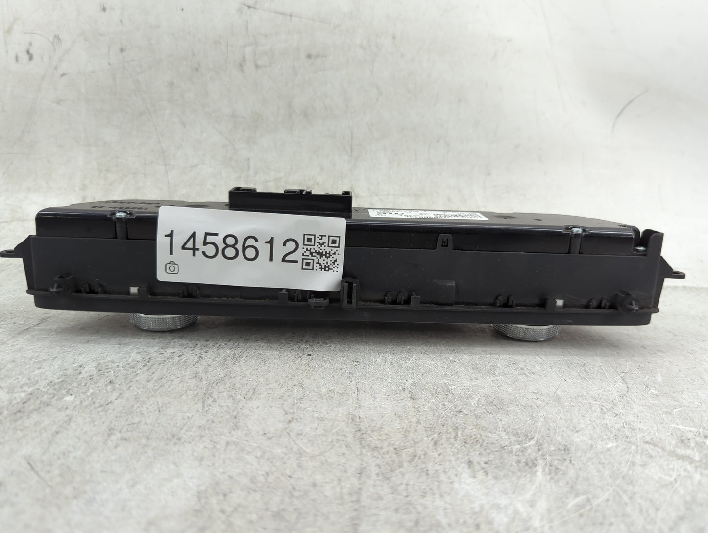 2017-2019 Audi A4 Climate Control Module Temperature AC/Heater Replacement P/N:8W0820043F Fits Fits 2017 2018 2019 OEM Used 