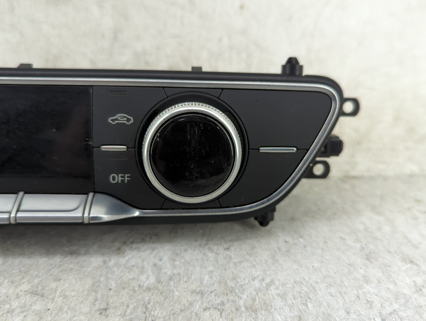 2017-2019 Audi A4 Climate Control Module Temperature AC/Heater Replacement P/N:8W0820043F Fits Fits 2017 2018 2019 OEM Used 