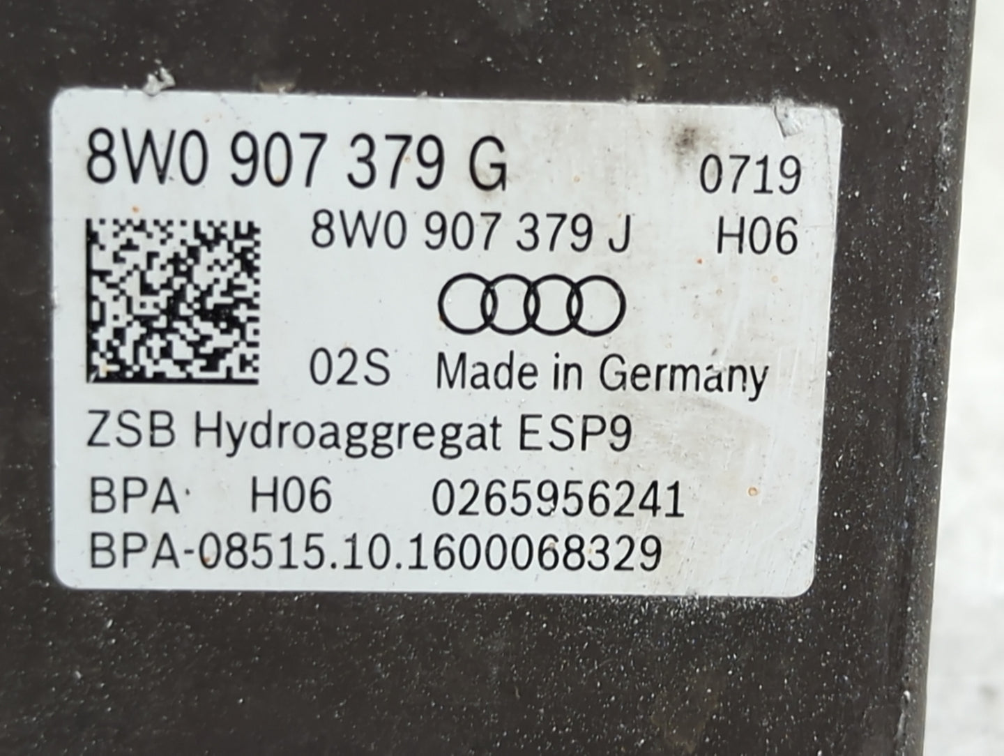 2017-2019 Audi A4 ABS Pump Control Module Replacement P/N:8W0907379G 8W0907379J, 0265956241 Fits Fits 2017 2018 2019 OEM Use
