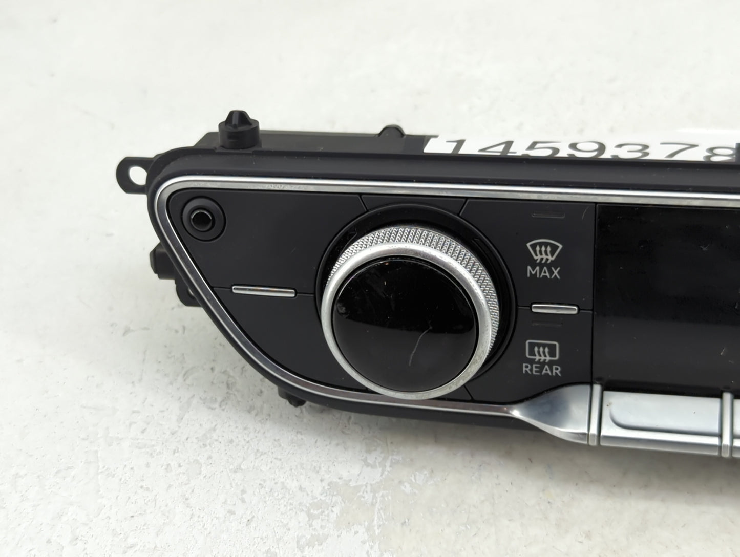 2017-2019 Audi A4 Climate Control Module Temperature AC/Heater Replacement P/N:8W0820043F 8W0.820.043.F Fits Fits 2017 2018 
