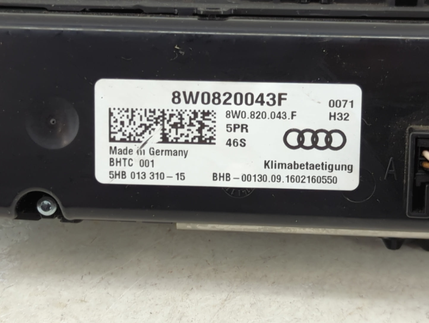2017-2019 Audi A4 Climate Control Module Temperature AC/Heater Replacement P/N:8W0820043F 8W0.820.043.F Fits Fits 2017 2018 