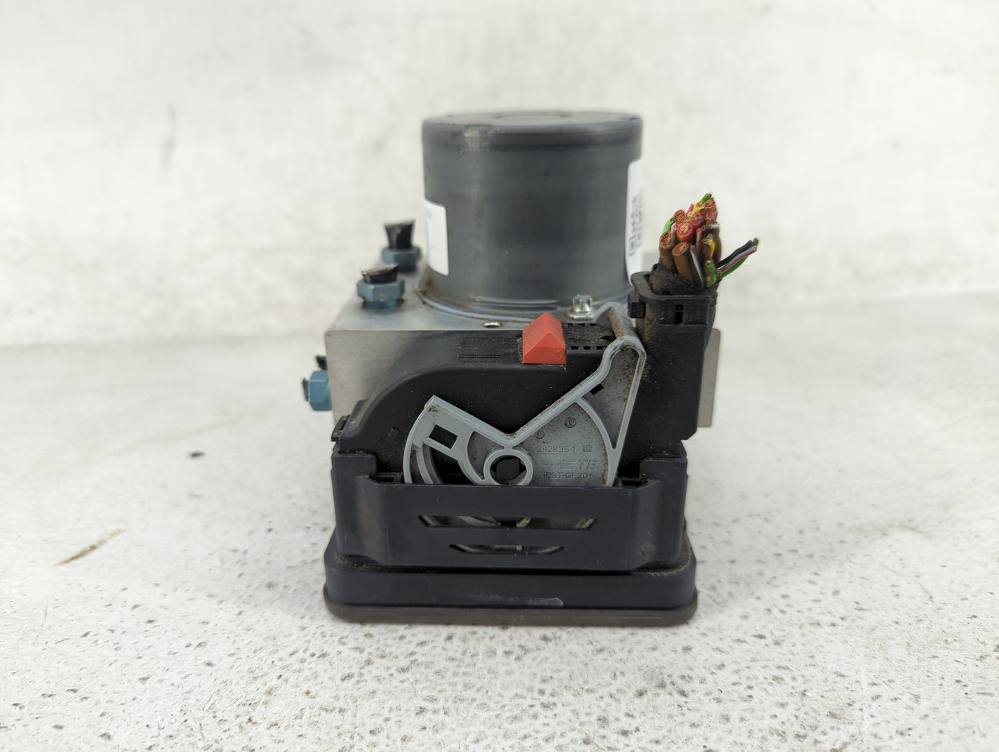 2017-2019 Audi A4 ABS Pump Control Module Replacement P/N:8W0614517K 0265256306, 0265243774 Fits Fits 2017 2018 2019 OEM Use