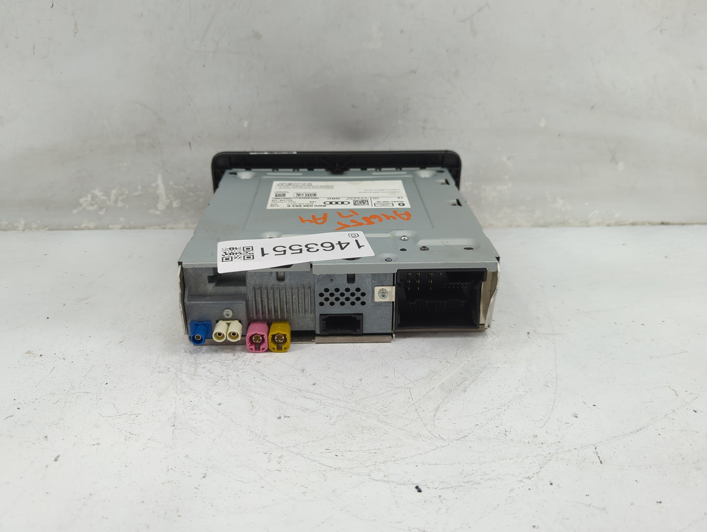2017-2019 Audi A4 Radio AM FM Cd Player Receiver Replacement P/N:8W0035664E 8W0035664A, 28563628 Fits Fits 2017 2018 2019 OE