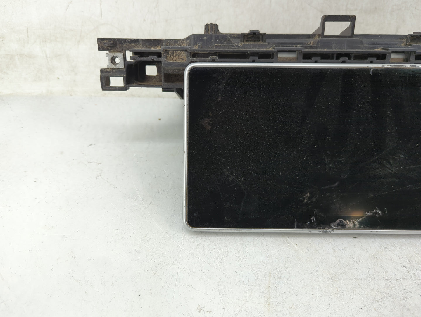 2017-2019 Audi A4 Information Display Screen 1464365 - Oemusedautoparts1.com