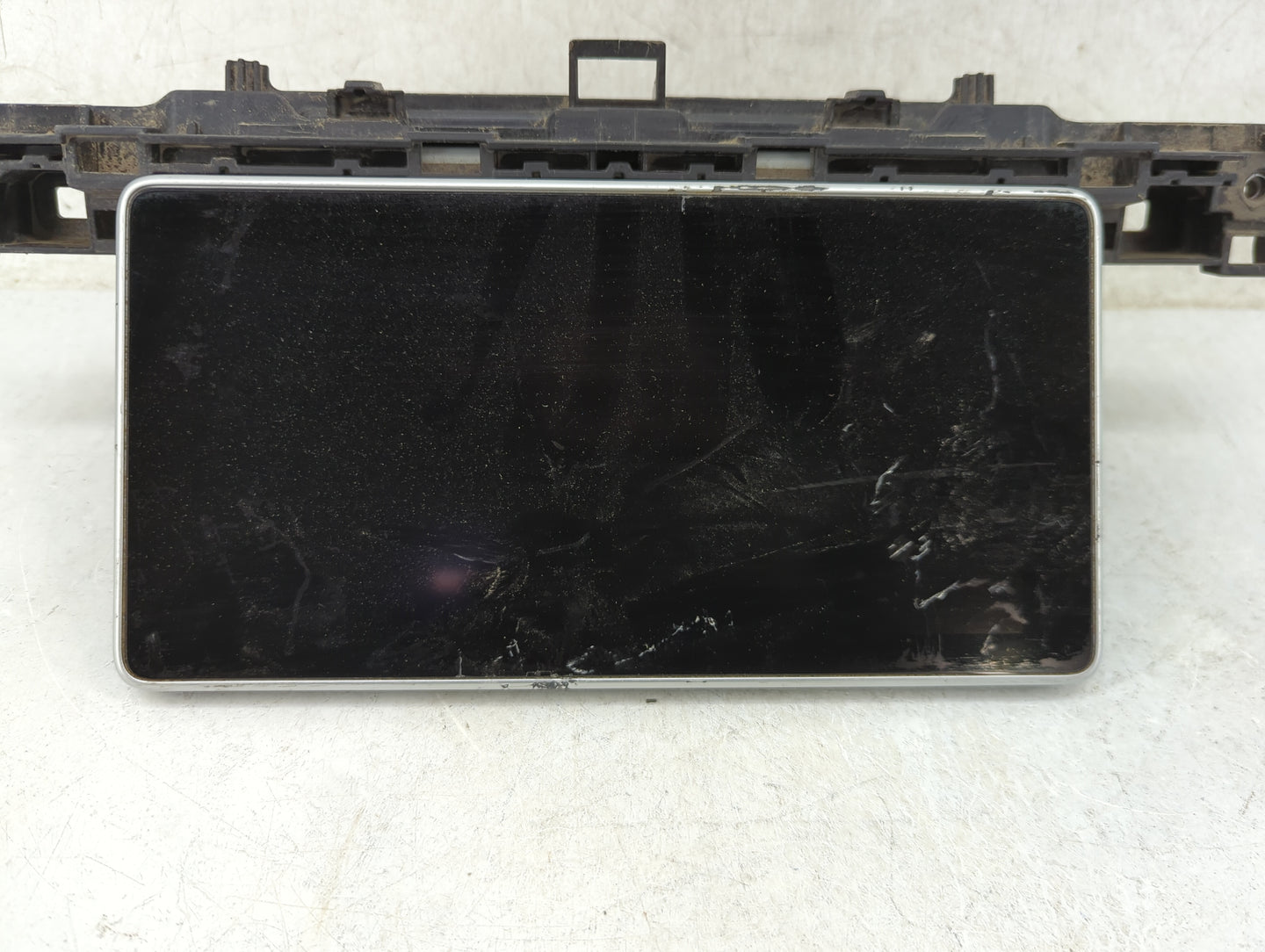 2017-2019 Audi A4 Information Display Screen 1464365 - Oemusedautoparts1.com