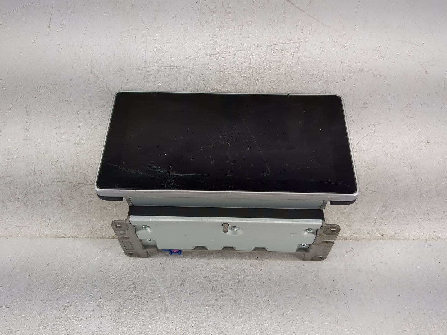 2017-2019 Audi A4 Information Display Screen 1469487 - Oemusedautoparts1.com