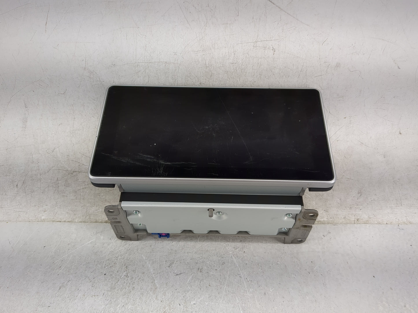 2017-2019 Audi A4 Information Display Screen 1469487 - Oemusedautoparts1.com