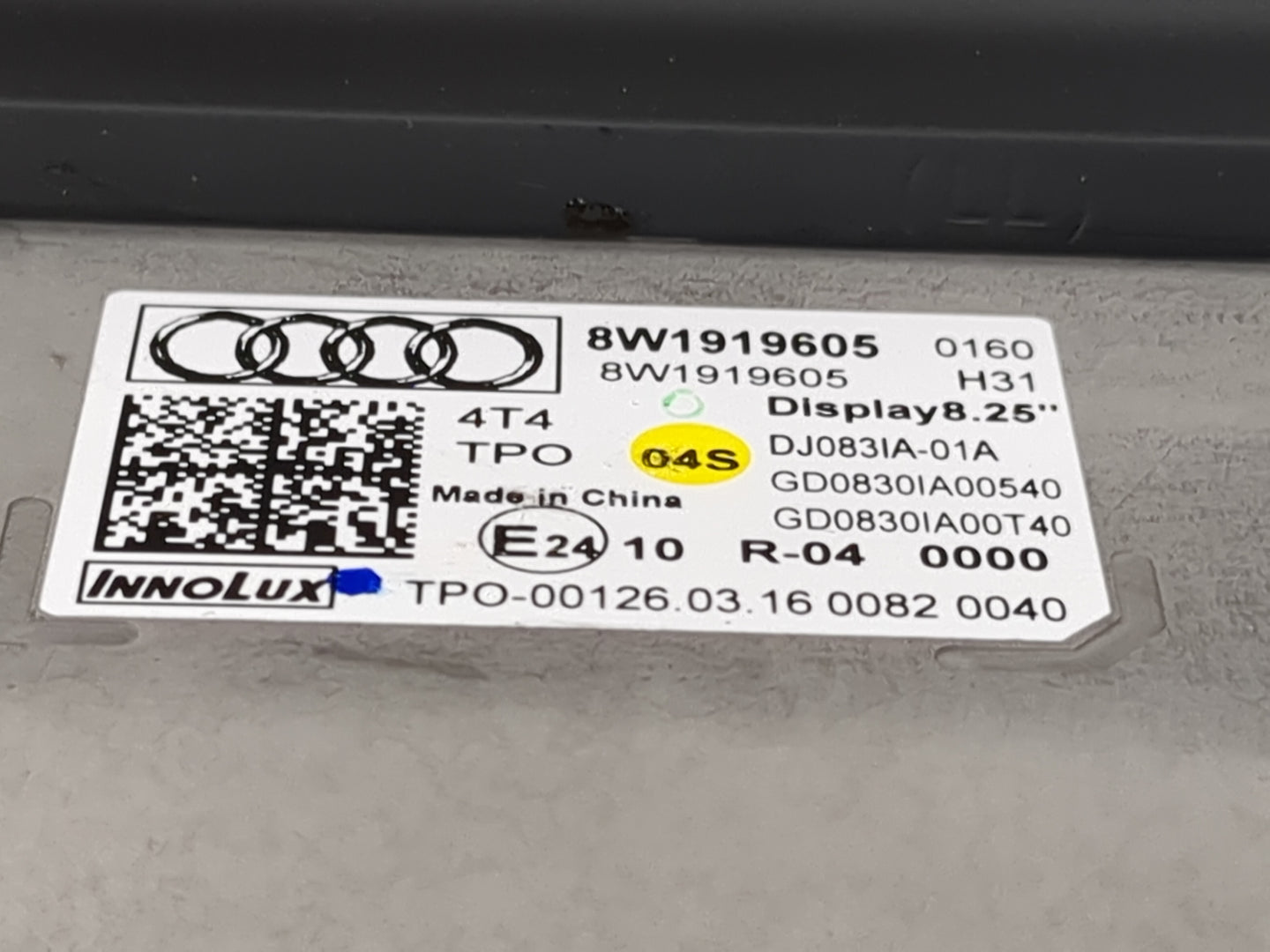 2017-2019 Audi A4 Information Display Screen 1469487 - Oemusedautoparts1.com