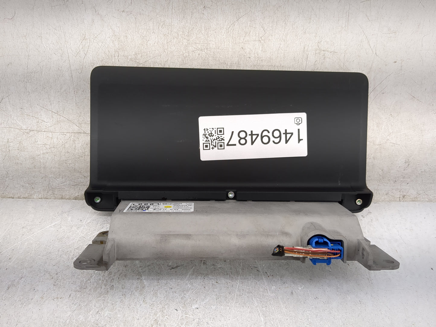 2017-2019 Audi A4 Information Display Screen 1469487 - Oemusedautoparts1.com