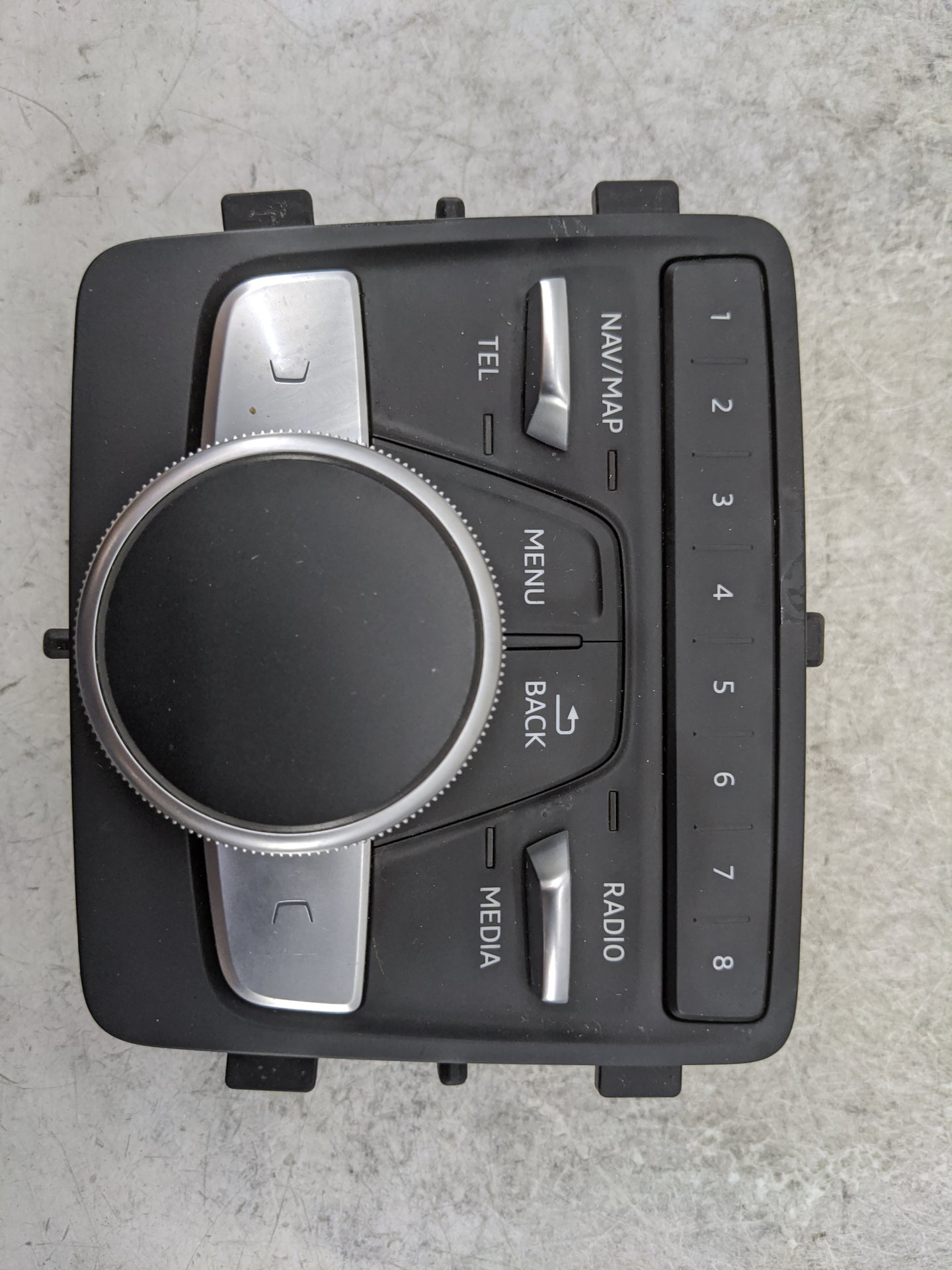 2017-2019 Audi A4 Radio AM FM Cd Player Receiver Replacement P/N:8W0919614T 8W0.919.614.T Fits Fits 2017 2018 2019 OEM Used 