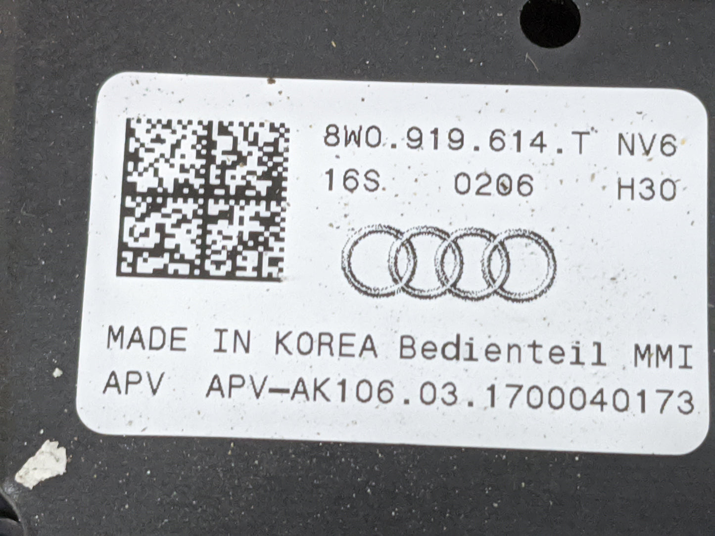 2017-2019 Audi A4 Radio AM FM Cd Player Receiver Replacement P/N:8W0919614T 8W0.919.614.T Fits Fits 2017 2018 2019 OEM Used 