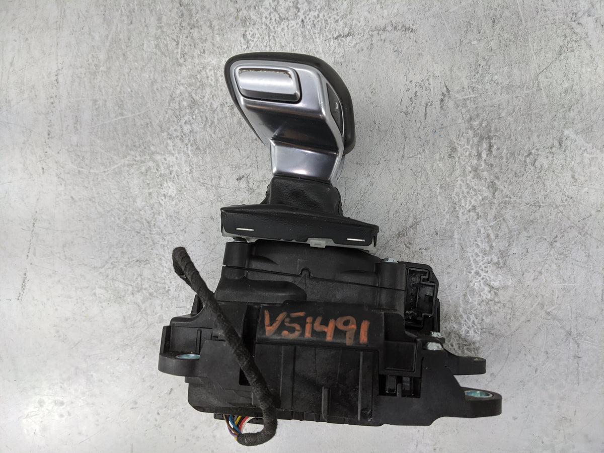 2017 Audi A4 Floor Console Assembly Shifter Black - Oemusedautoparts1.com
