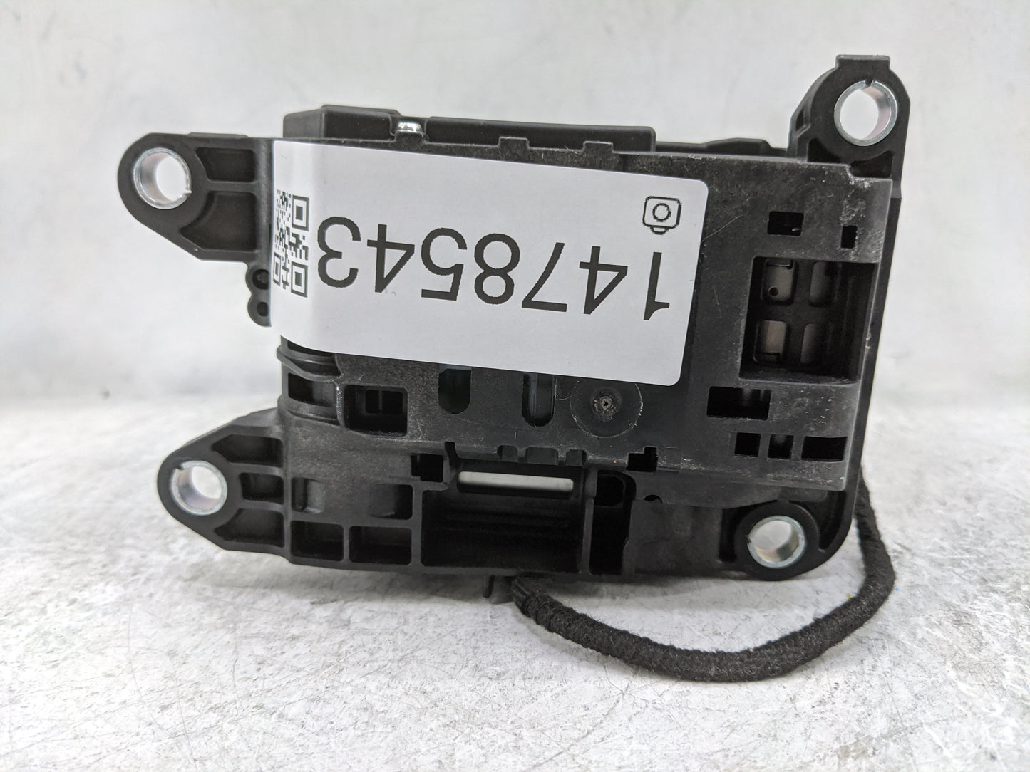 2017 Audi A4 Floor Console Assembly Shifter 1478543 - Oemusedautoparts1.com