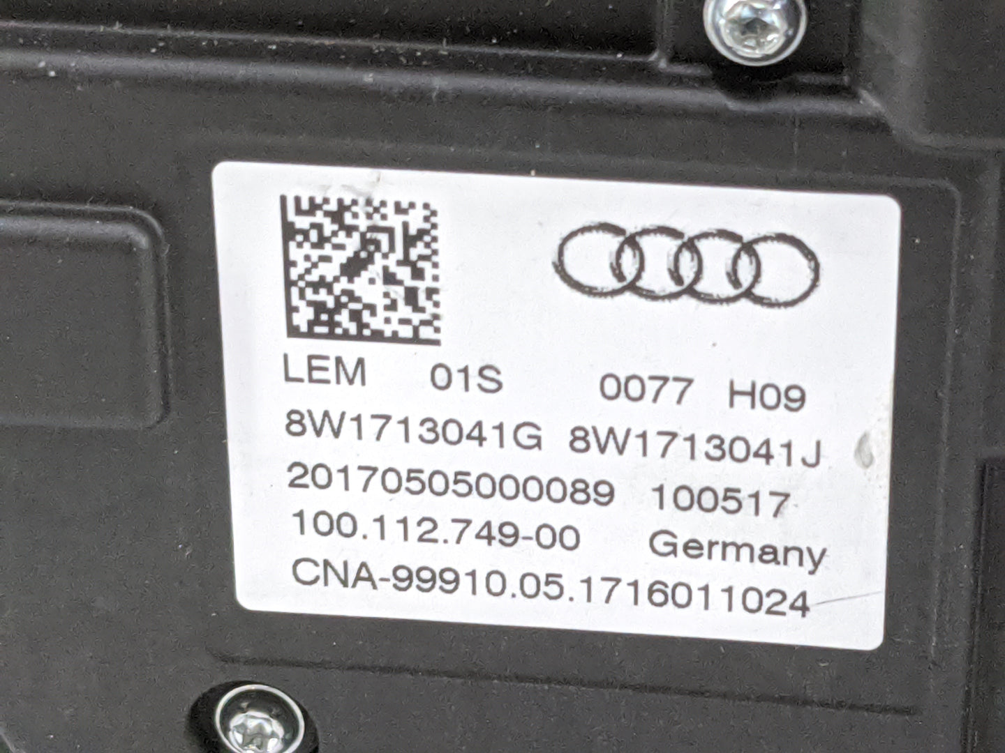 2017 Audi A4 Floor Console Assembly Shifter 1478543 - Oemusedautoparts1.com